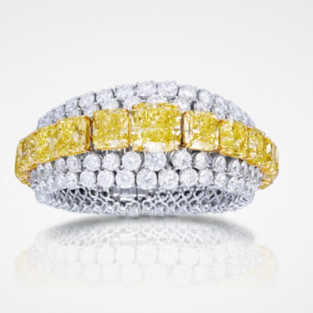 ブランドジュエリー高価買取します。査定・売却はジュエルプラネットにお任せください。